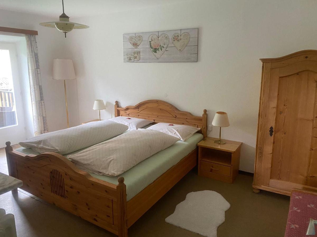 Zimmer 1 Am Manoetscherhof Pensionat Tiers Exteriör bild